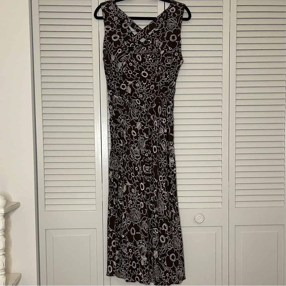 Sheri Martin New York Brown and White Sleeveless V-Neck Sheath Dress - Picture 2 of 7